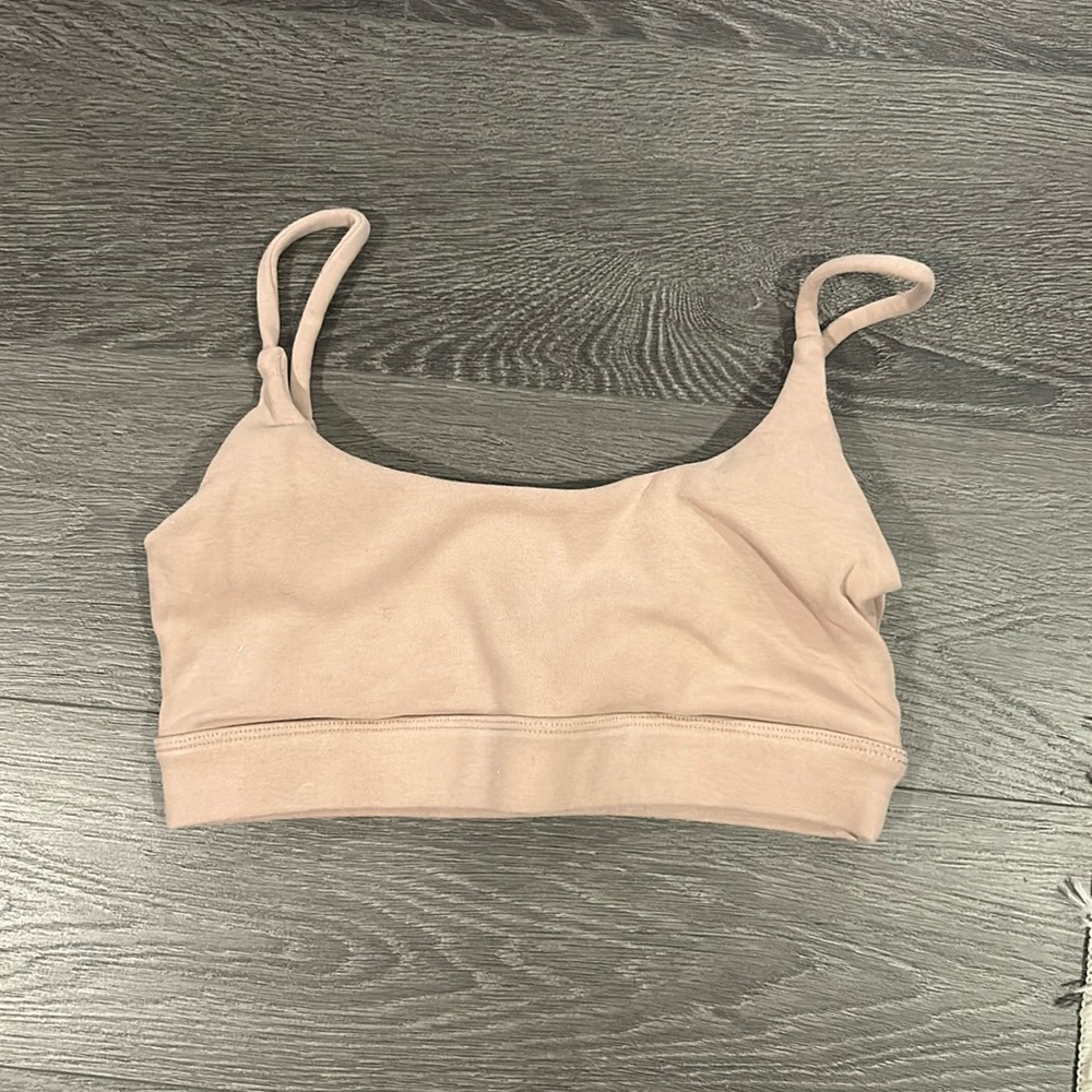 Buff bunny velvet sports bra